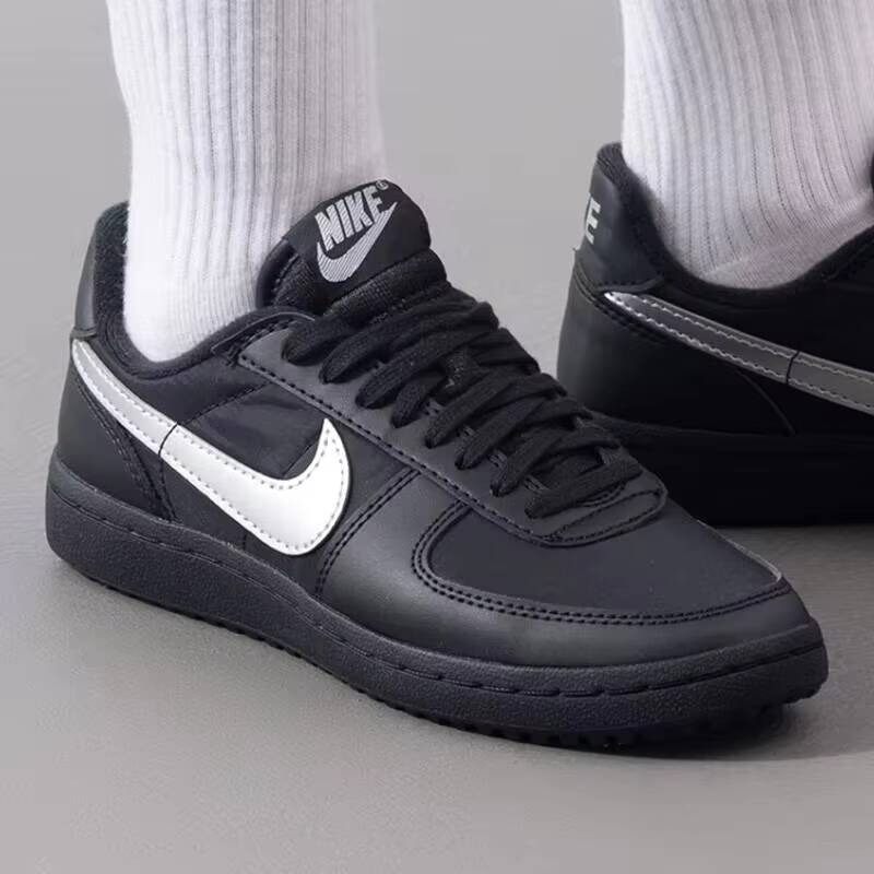 Outdoor Sport Field - Nieuwe Nike Heren & Dames New